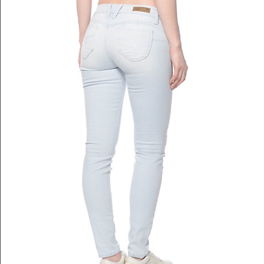 👉YMI Light washed Blue Jeans